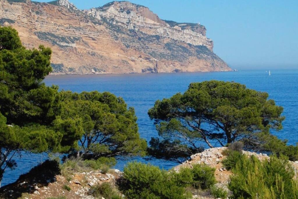 La Favorite - Centre De Cassis - Climatisation Apartment Екстериор снимка
